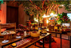 mesa de frios da festa de ano novo do réveillon do Grand Hyatt são paulo